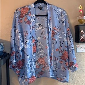 Beautiful Asian cover up L/XL